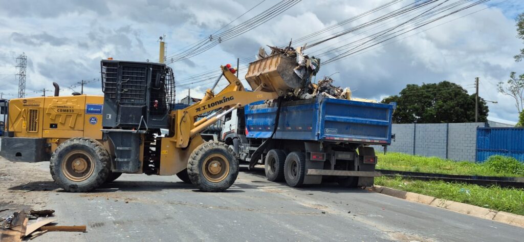 WhatsApp-Image-2026-01-29-at-13.08.54-1-1-1024x473 Combate diário às lixeiras viciadas expõe dimensão do descarte irregular em Manaus